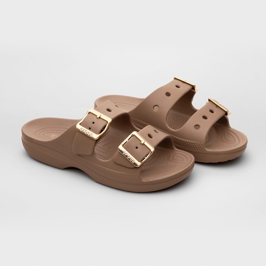 Womenﾡﾯs Metallic Buckle Saturday Sandal
